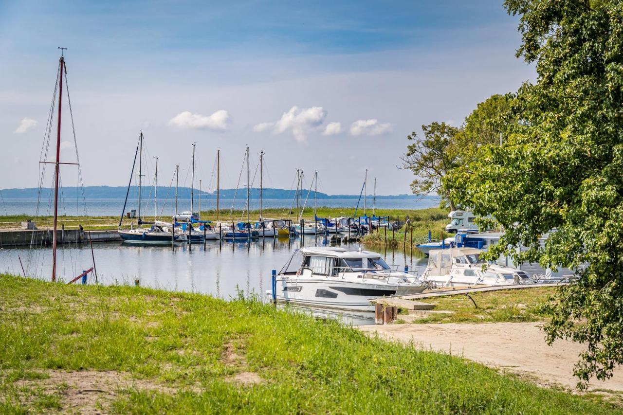 Marina Martinshafen Ξενοδοχείο Sassnitz Εξωτερικό φωτογραφία